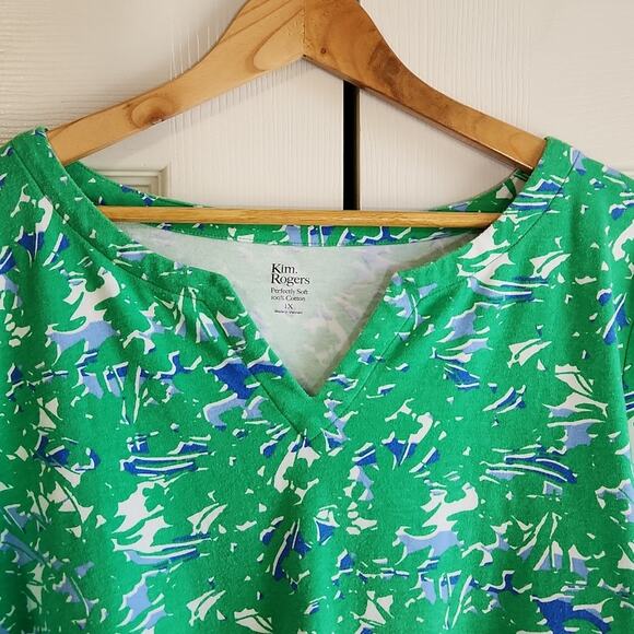 Kim Rogers Set Of 2 Tops Size 1X Blue White Polka-Dot Green Absract 100% Cotton - Picture 11 of 14